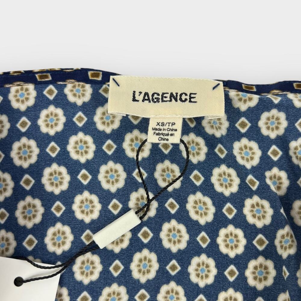 L'AGENCE Gabriella Silk V-Neck Tank in Medieval Blue Size XS NEW - Picture 3 of 5